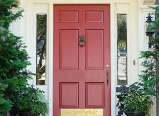 Jak wybrać drzwi wejściowe do domu
